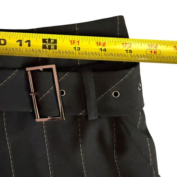 Anne Klein Black Pantsuit with brown Pinstripes - Picture 17 of 17